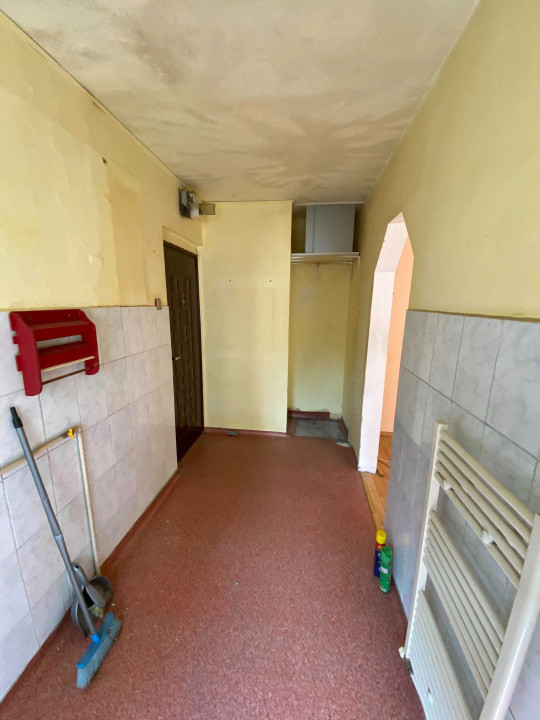 Apartament de 3 camere, 43 mp, zona Manastur
