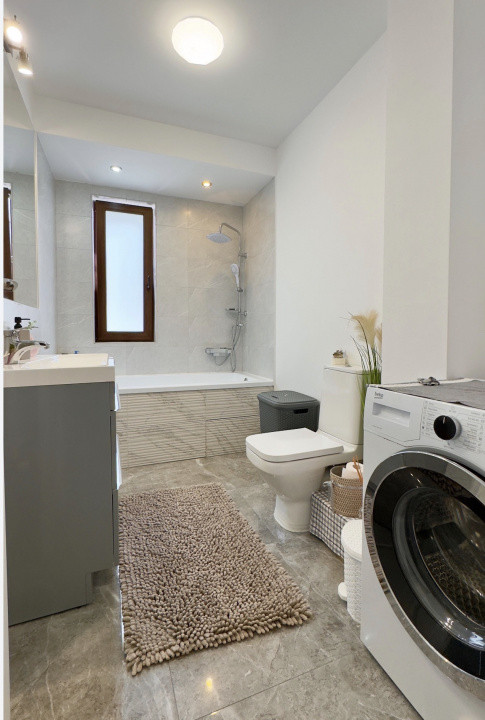 Apartament de 2 camere, 51 mp, parcare si boxa Subcetate