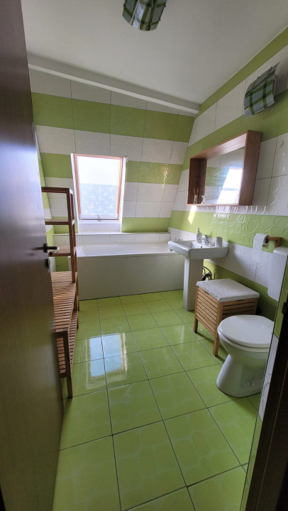 Apartament de 2 camere, 55 mp, loc de parcare, str. Muzeul Apei