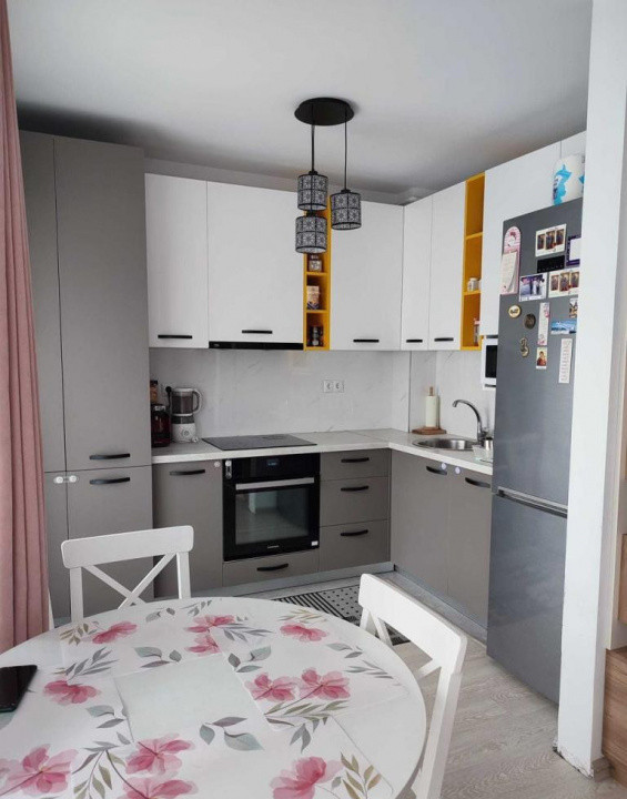 Apartament 3 Camere, 58mp, Etaj Intermediar, Zona Cetatii