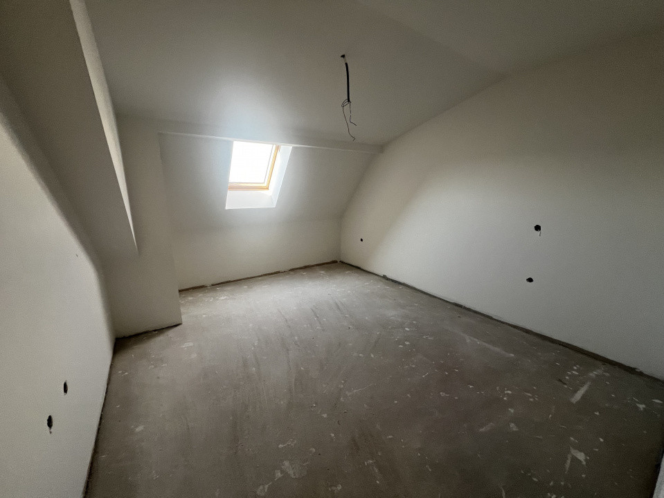Apartament de 4 camere, 72mp, 2 bai, zona Cetatii