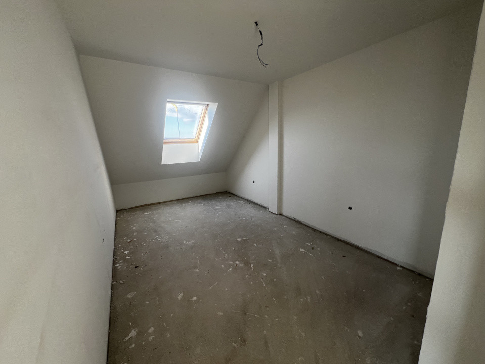 Apartament de 4 camere, 72mp, 2 bai, zona Cetatii