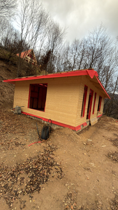 Cabane de Vanzare, 3 camere, 2 Bai, 60mp, Zona Valea Ierii