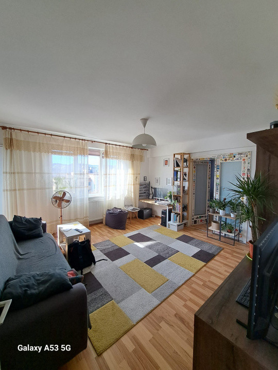 Apartament de 2 camere, 47 mp, Plopilor