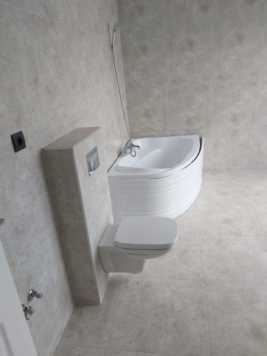 Penthouse de 4 camere, 200 mp, 400 mp terase, zona Petrom