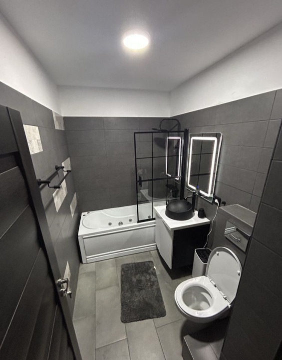 Apartament 2 Camere, 38mp, Etaj Intermediar, Zona Teilor