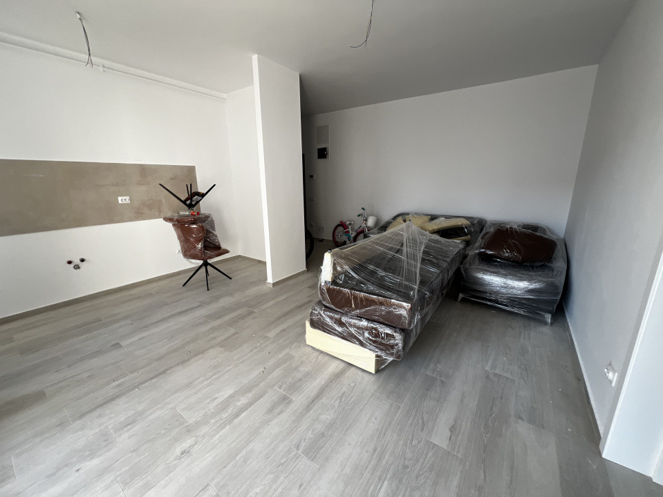 Apartament de 2 camere, 46 mp, parcare, zona Cetatii