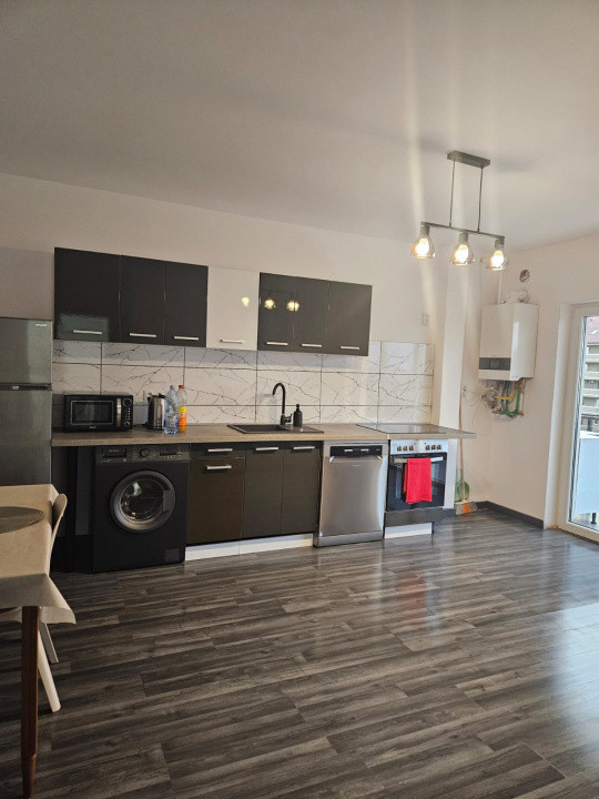 Apartament de 2 camere, loc de parcare, str Teilor