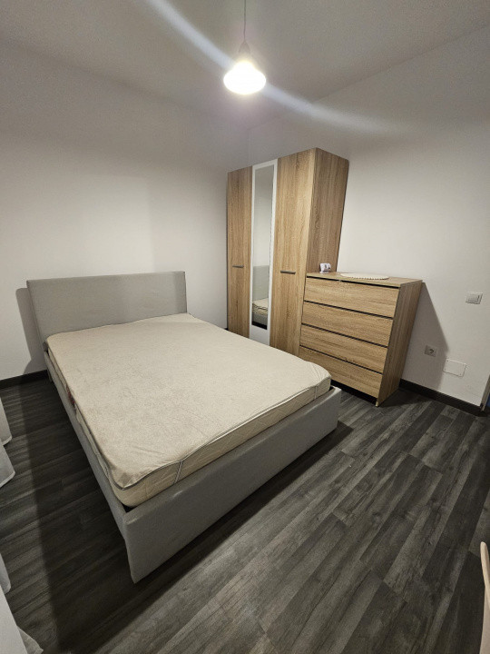 Apartament de 2 camere, loc de parcare, str Teilor