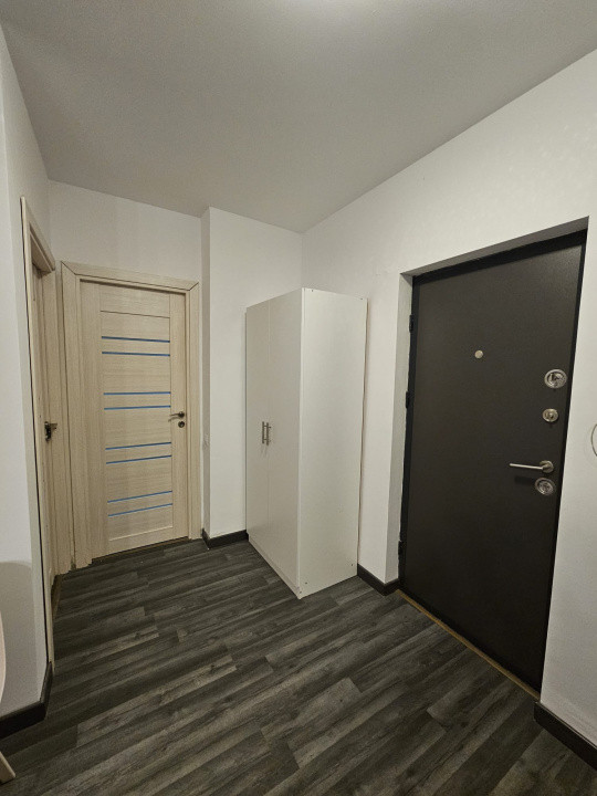 Apartament de 2 camere, loc de parcare, str Teilor