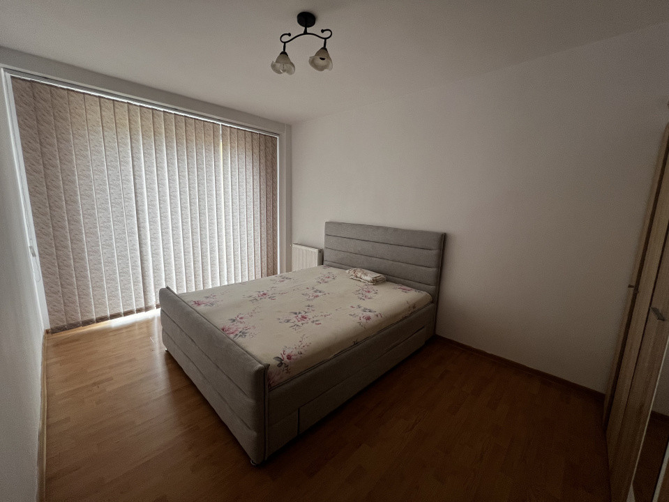 Apartament de 3 camere, 57mp, parcare, zona Porii