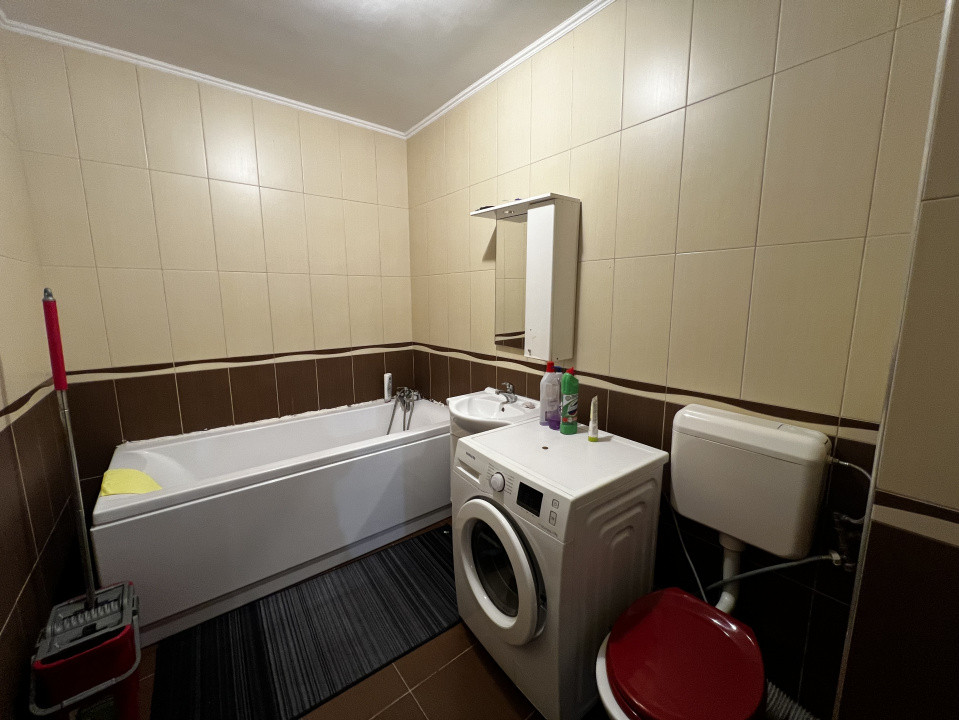 Apartament de 3 camere, 57mp, parcare, zona Porii