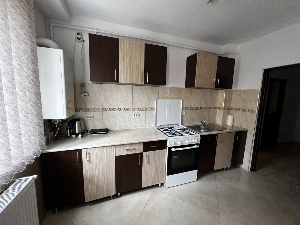 Apartament de 3 camere, 57mp, parcare, zona Porii