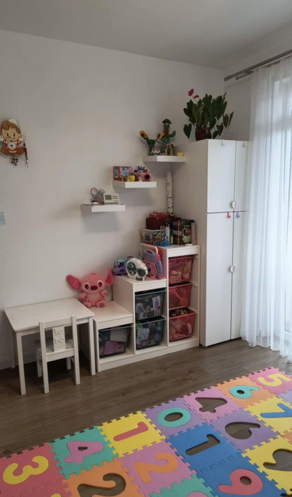 Apartament de 3 camere, 67 mp, 2 balcoane, zona Tineretului