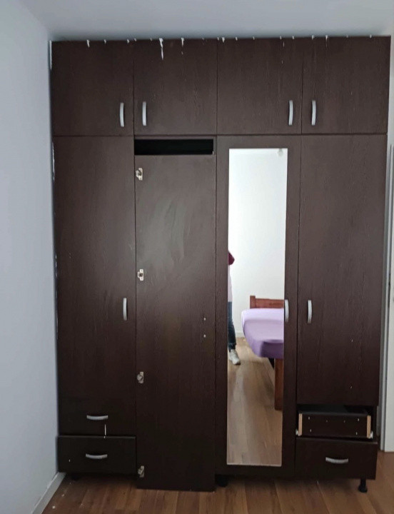 Apartament de 2 camere, 44 mp, parcare, zona Terra