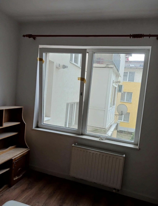 Apartament de 2 camere, 44 mp, parcare, zona Terra