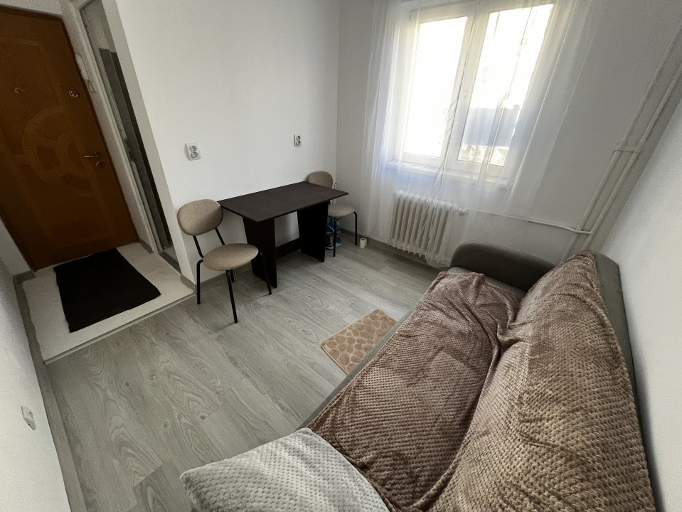 Garsoniera, 11 mp, Manastur