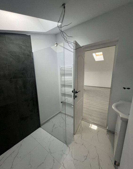 Apartament 2 Camere, 67mp, Parcare, Zona Teilor