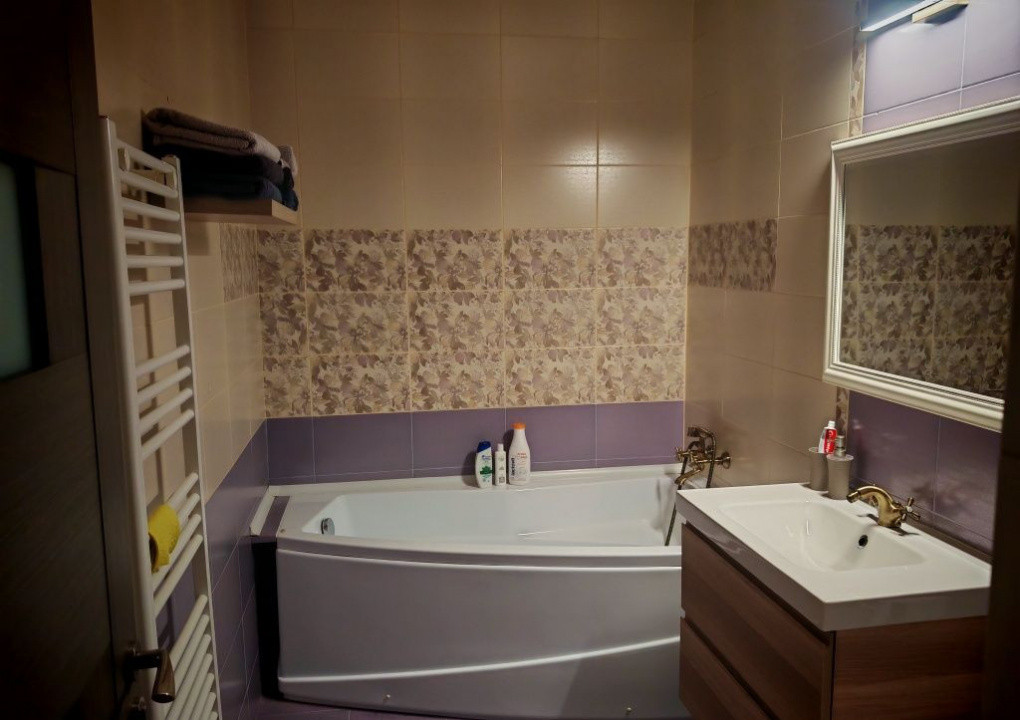 Apartament 2 Camere, 55mp, Etaj Intermediar, Parcare, Zona Subcetate