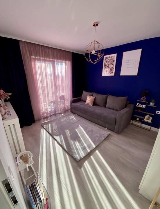 Apartament de 3 camere, 56 mp, garaj subteran, Zona Razoare