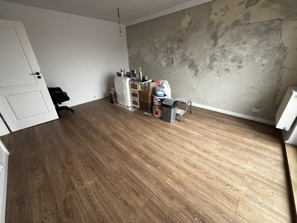 Apartament de o camera, 35mp,  zona Eroilor