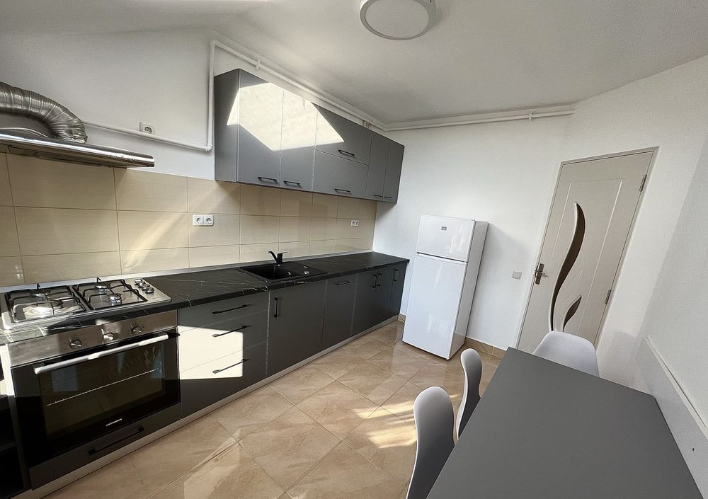 Apartament de o camera, 40 mp, zona Florilor