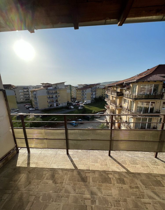 Apartament de o camera, 40 mp, zona Florilor