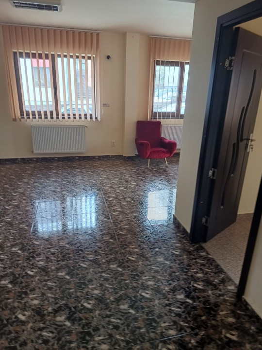 Apartament de 2 camere, 51 mp, parcare, str. Sub cetate