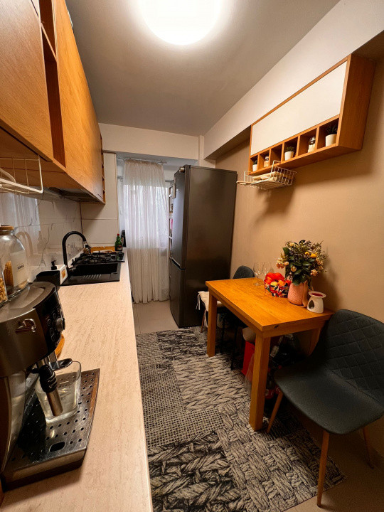 Apartament de 2 camere decomandate, 56 mp, parcare, Zona Lidl