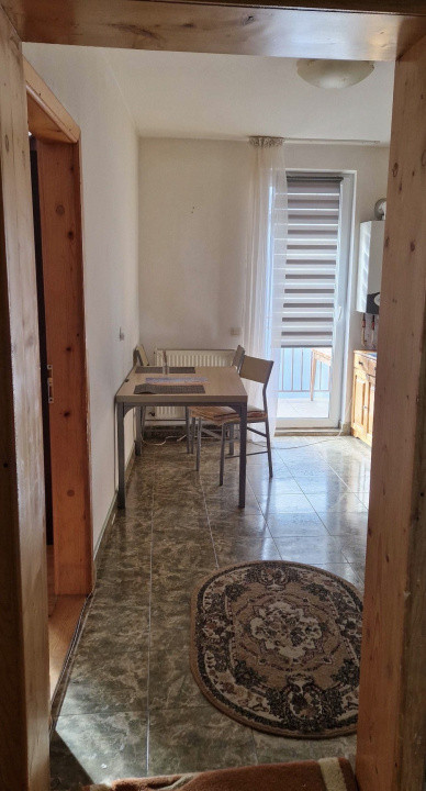 Apartament de o camera, 32 mp, parcare, zona Eroilor