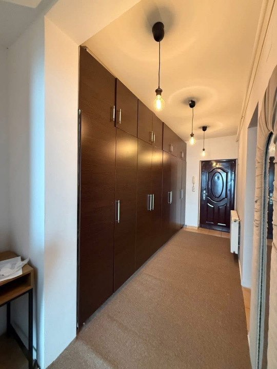 Apartament de 2 camere decomandate, 55 mp, zona Stejarului