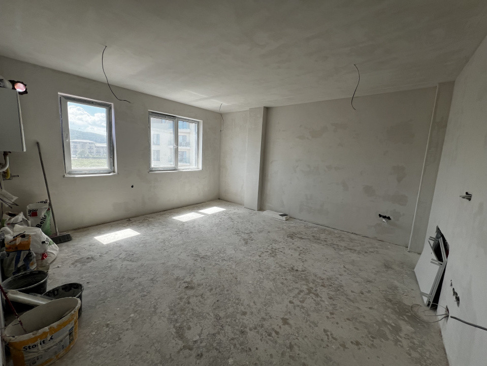 Apartament de 3 camere, 54mp utili, parcare, zona Somesului