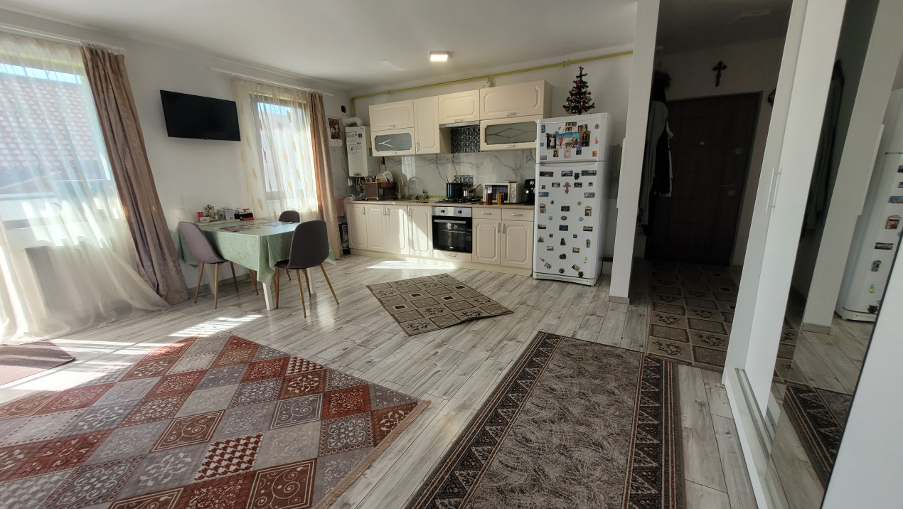 Apartament 3 Camere, 2 Bai, 71mp, Etaj Intermediar, Zona Subcetate