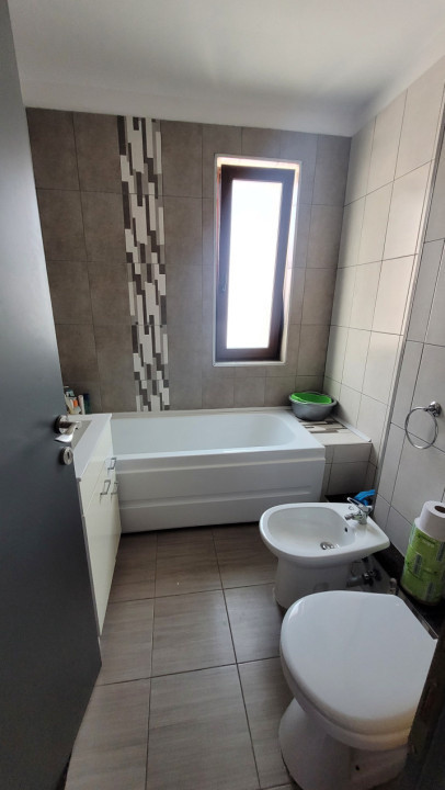 Apartament 3 Camere, 2 Bai, 71mp, Etaj Intermediar, Zona Subcetate