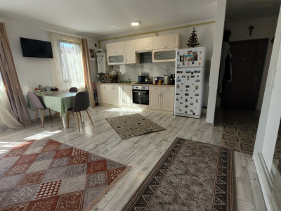 Apartament 3 Camere, 2 Bai, 71mp, Etaj Intermediar, Zona Subcetate