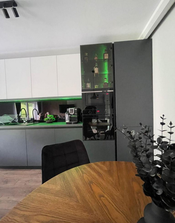 Apartament 2 Camere, 53mp, Etaj Intermediar, Parcare, Zona Teilor