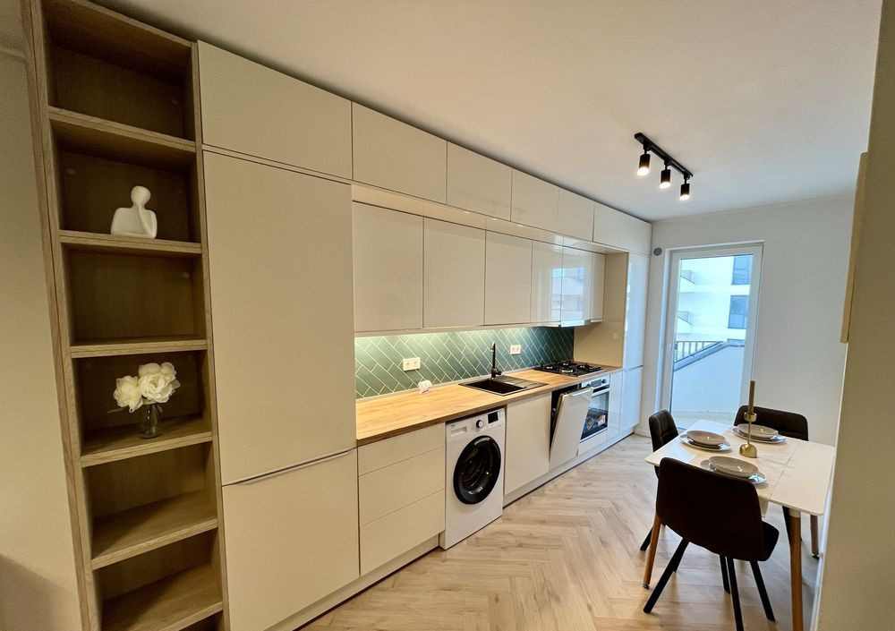 Apartament de 3 camere, 55 mp, zona Eroilor