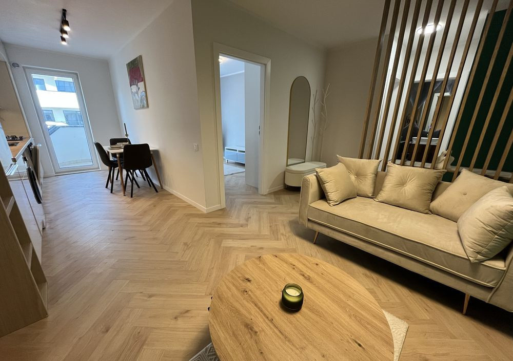 Apartament de 3 camere, 55 mp, zona Eroilor