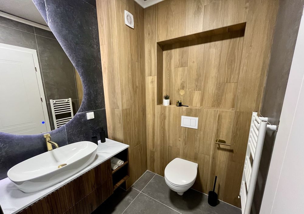 Apartament de 3 camere, 55 mp, zona Eroilor