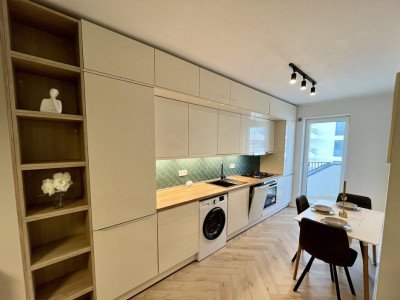 Apartament de 3 camere, 55 mp, zona Eroilor