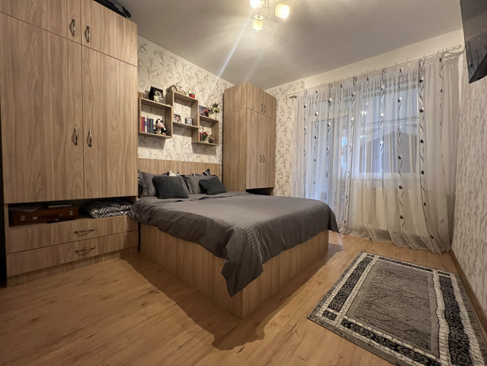 Apartament de 2 camere, 53 mp, gradina, str Sub Cetate 
