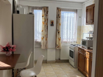 Apartament de 3 camere, 60 mp, zona ANL
