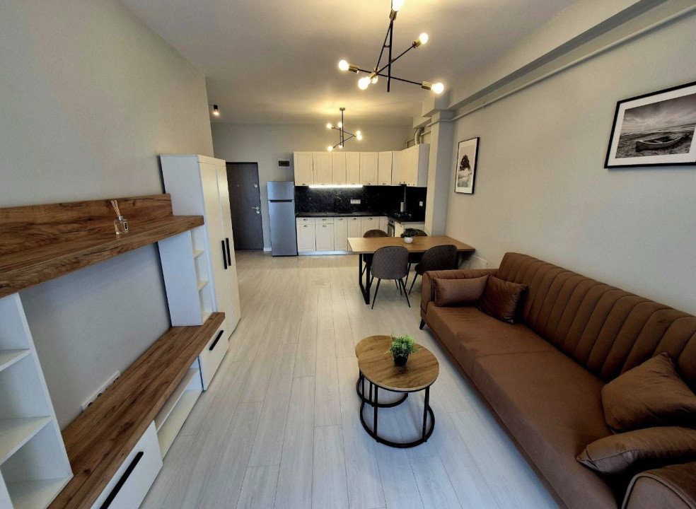 Apartament de 2 camere, 44 mp, parcare subterana, Eroilor Residence