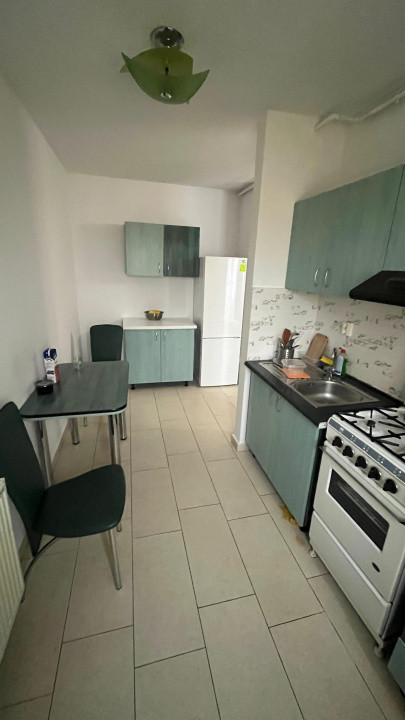 Apartament de o camera, 37 mp, parcare, zona BMW