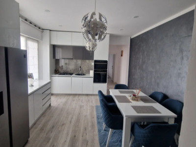 Apartament 3 Camere, 55mp, Parcare, Zona Tineretului