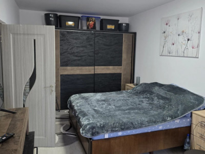 Apartament 1 Camera Decomandat, 42mp, 2 Parcari, Zona Parc Poligon