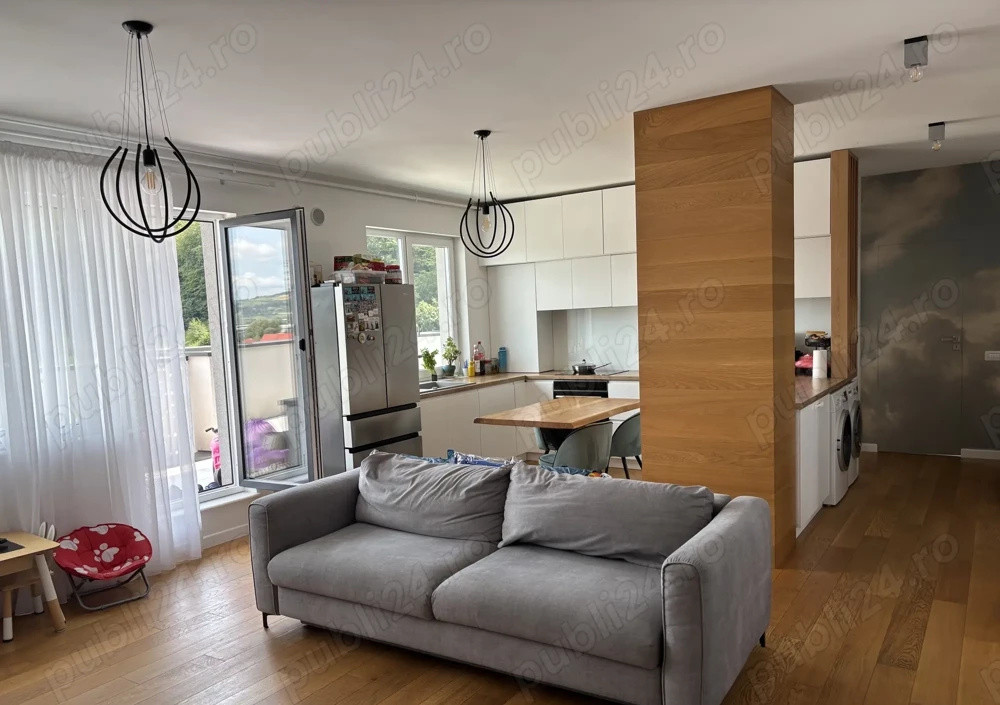 Apartament 3 camere 77 mp utili, 73 mp terasa, zona Subcetate