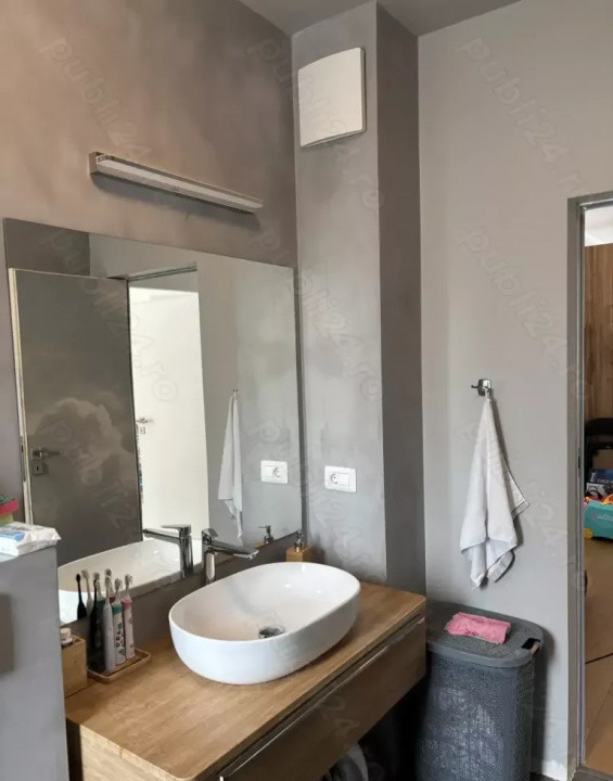 Apartament 3 camere 77 mp utili, 73 mp terasa, zona Subcetate