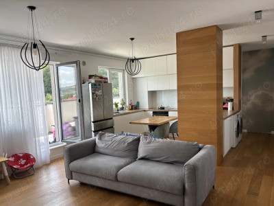 Apartament 3 camere 77 mp utili, 73 mp terasa, zona Subcetate