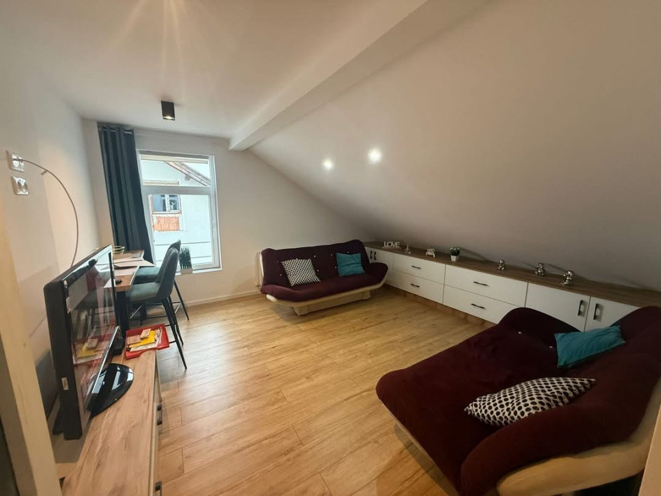 Apartament de o camera, 47 mp, zona Florilor